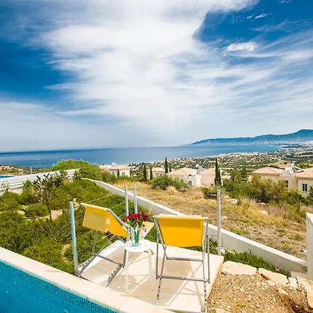 Luxury 3 Bedroom With Private Pool, Paphos 1262 *