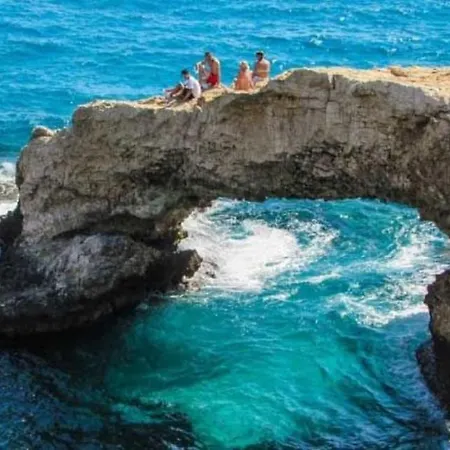 Luxury 3 Bedroom With Private Pool, Paphos 1262 Βίλα *